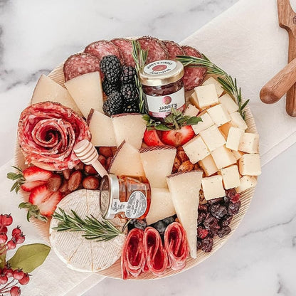 10 Inch round Disposable palm leaf plate charcuterie