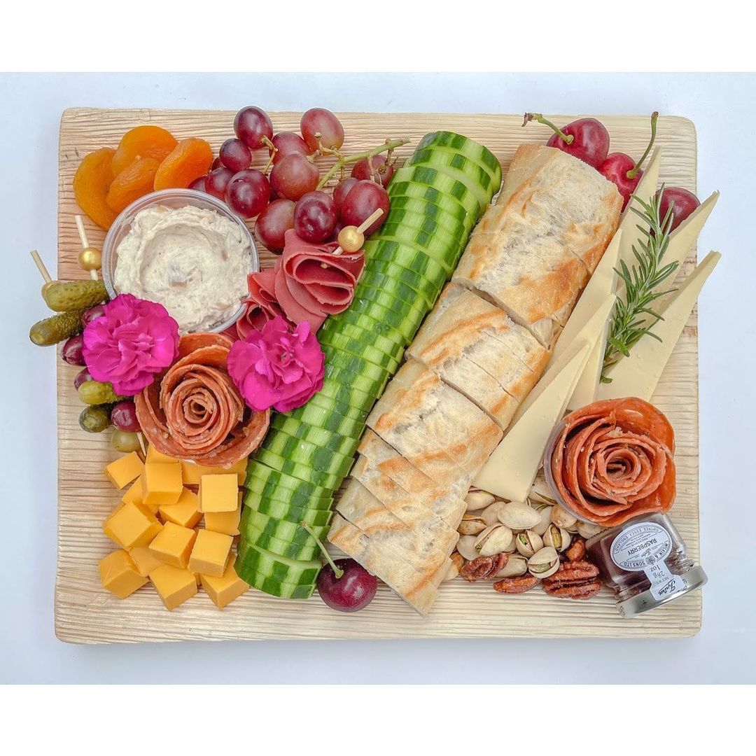 Palm leaf trays 12x10 inch disposable